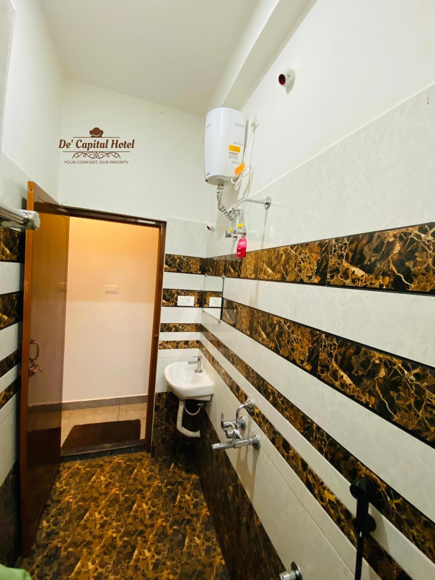 De' Capital Hotel بونديتْشيري المظهر الخارجي الصورة